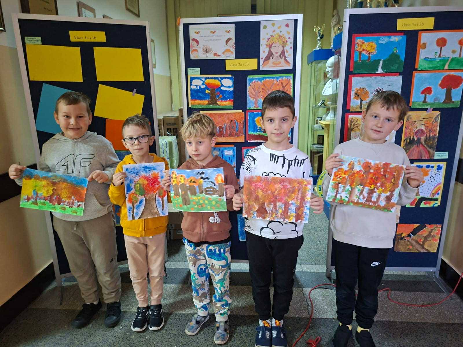 Laureaci Szkolnego Konkursu Plastycznego „Jesień oczami dziecka”